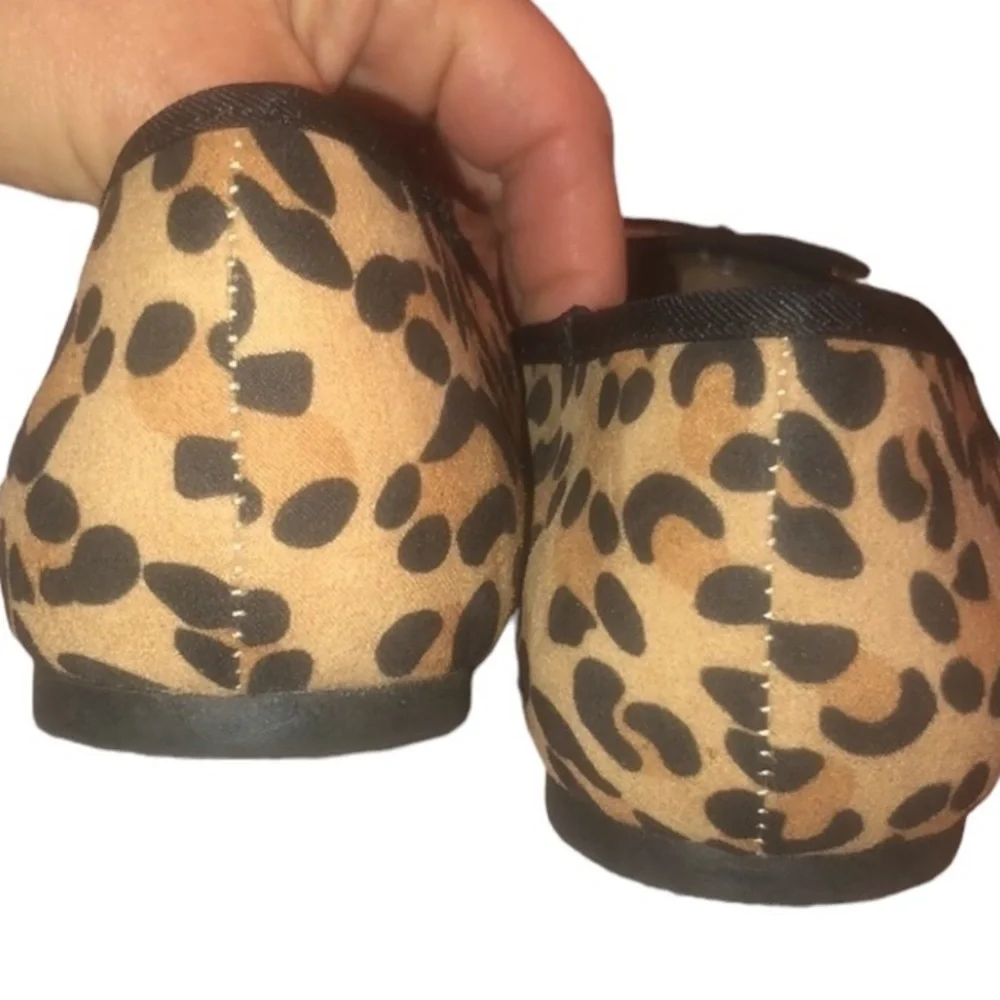 Merona size 10 leopard print flats faux suede bow detail like new true to size